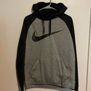 Nike dry fit pull over
